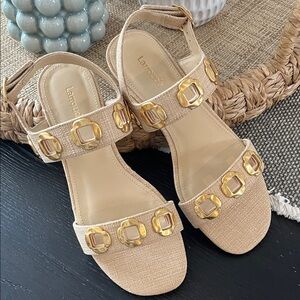 Larroude Milan Flat Sandals in Raffia Beige with Gold Grommets $315msrp